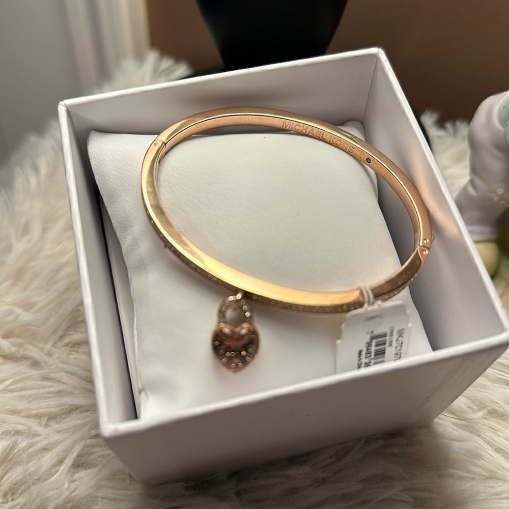 Michael Michael Kors heart cz bracelet stainless steel NWT